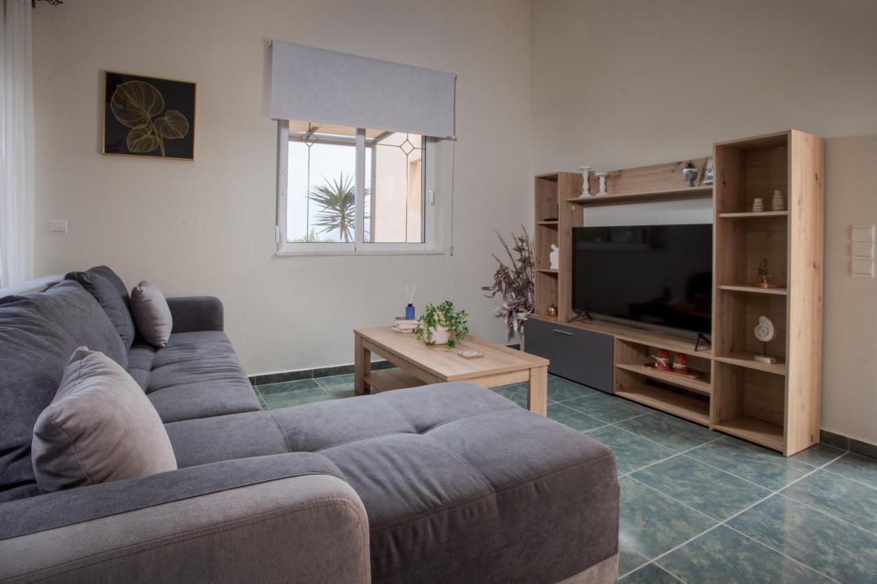Themis City Apartment Kíssamos Exteriör bild