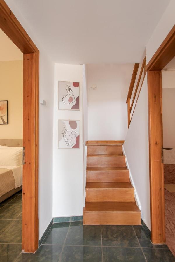 Themis City Apartment Kíssamos Exteriör bild